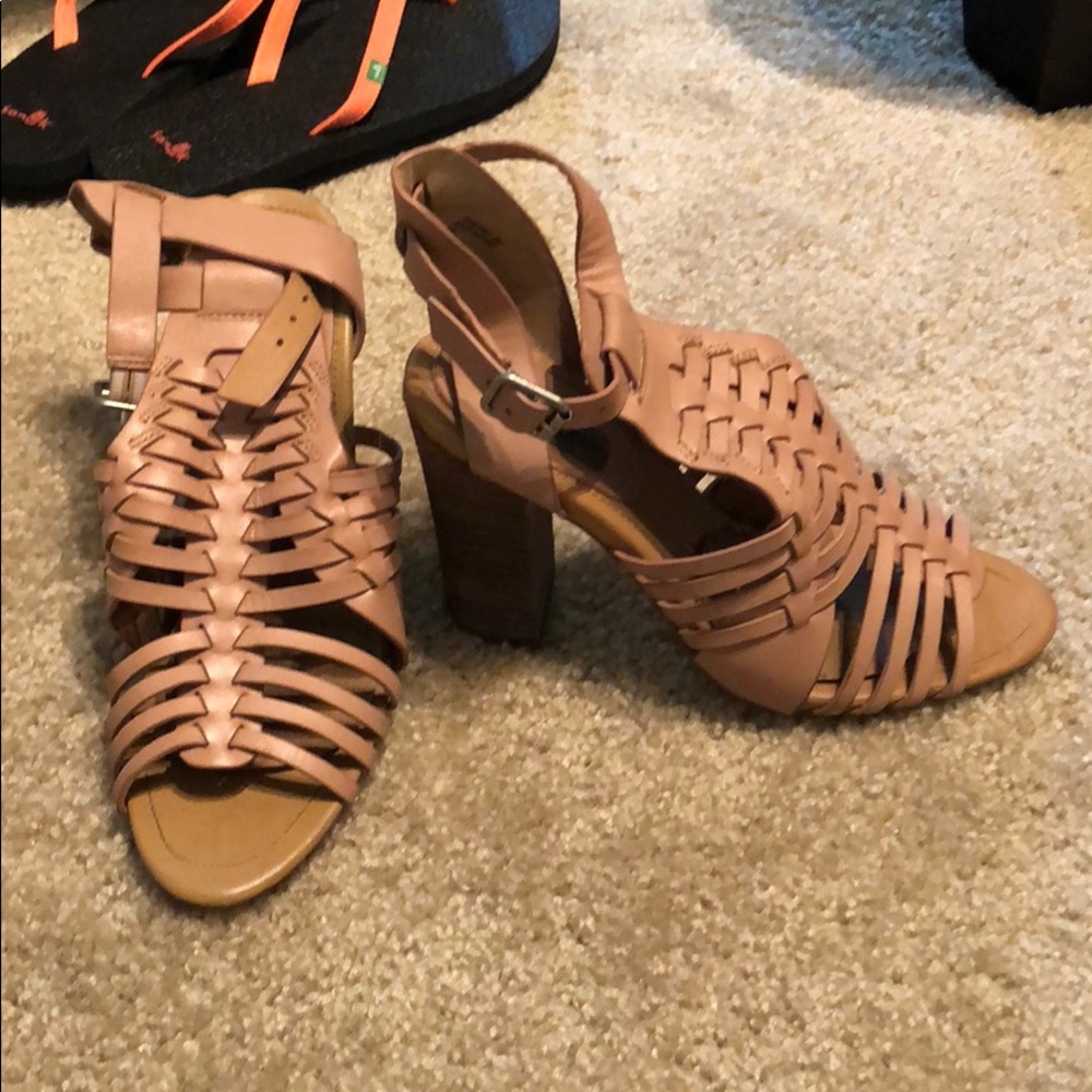 Sandrina heels Steve Madden